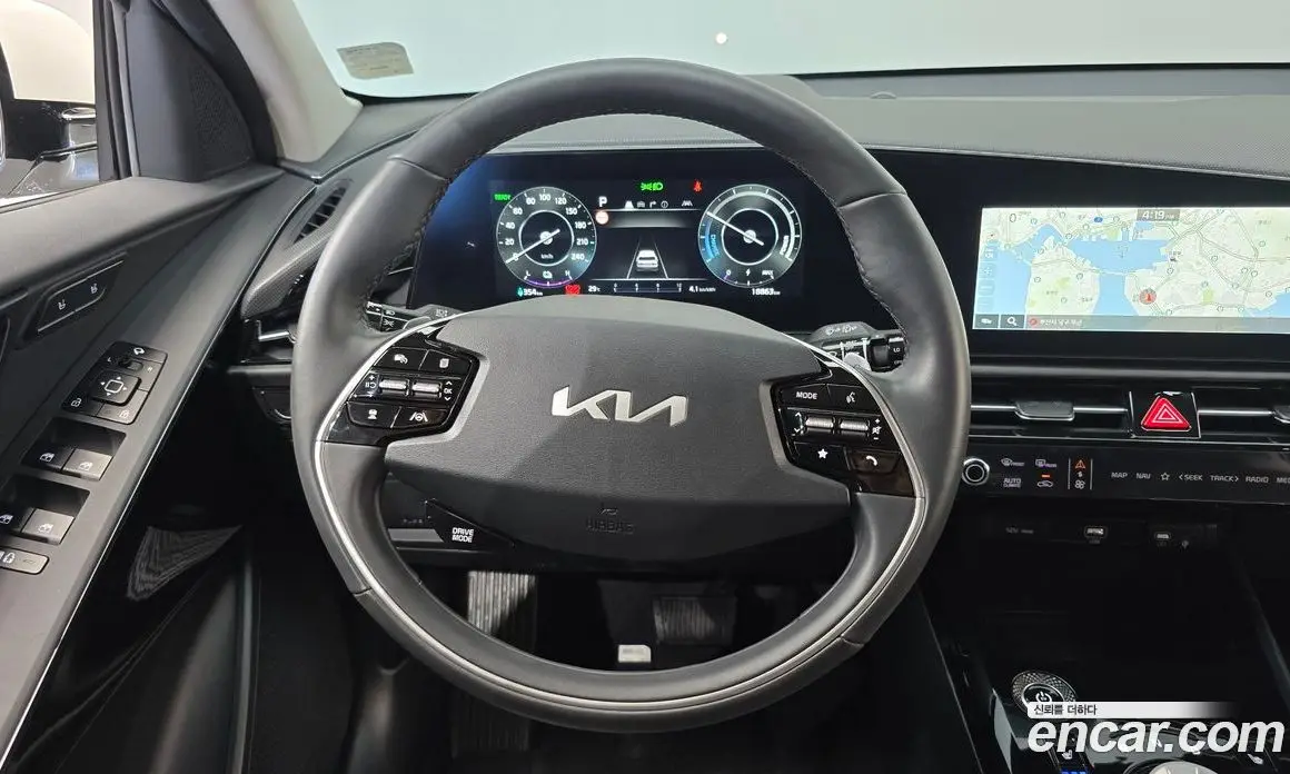 Kia Niro 2023 0.2 автомат (гидро), фото 13 Kia Niro 2023 0.2 автомат (гидро), фото 13