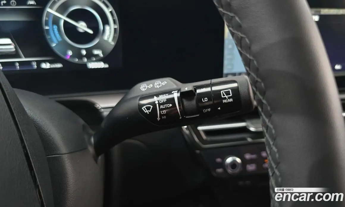 Kia Niro 2023 0.2 автомат (гидро), фото 17 Kia Niro 2023 0.2 автомат (гидро), фото 17