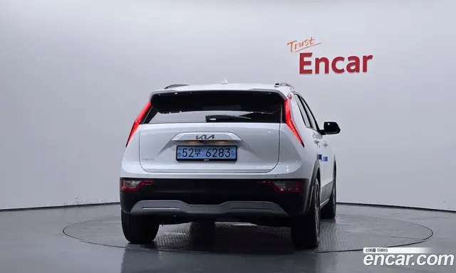 Kia Niro 2023 0.2 автомат (гидро), миниатюра 4 Kia Niro 2023 0.2 автомат (гидро), миниатюра 4