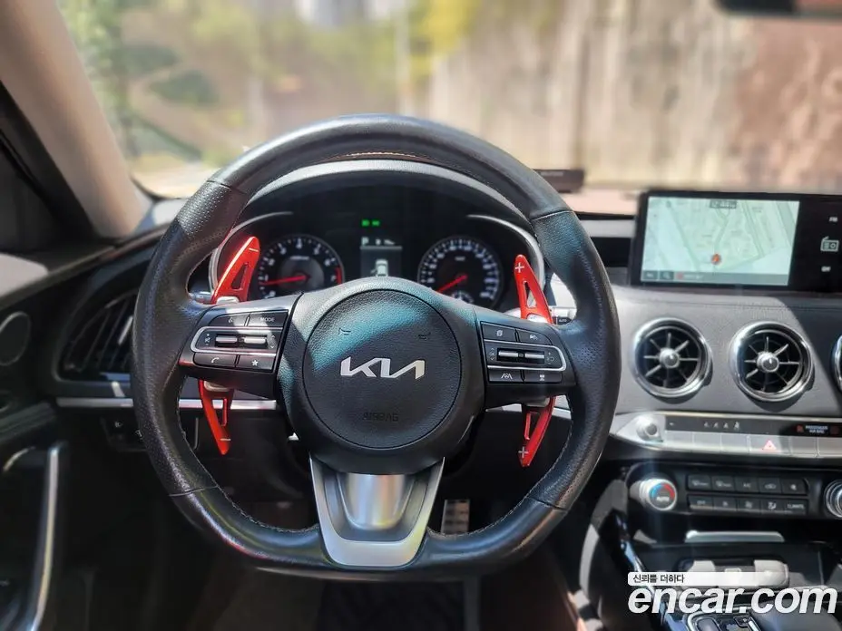 Kia Stinger 2021 2.5 автомат (гидро), фото 15 Kia Stinger 2021 2.5 автомат (гидро), фото 15