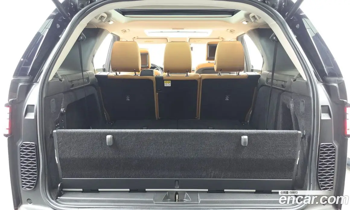 Land Rover Discovery 2017 3.0 автомат (гидро), фото 20