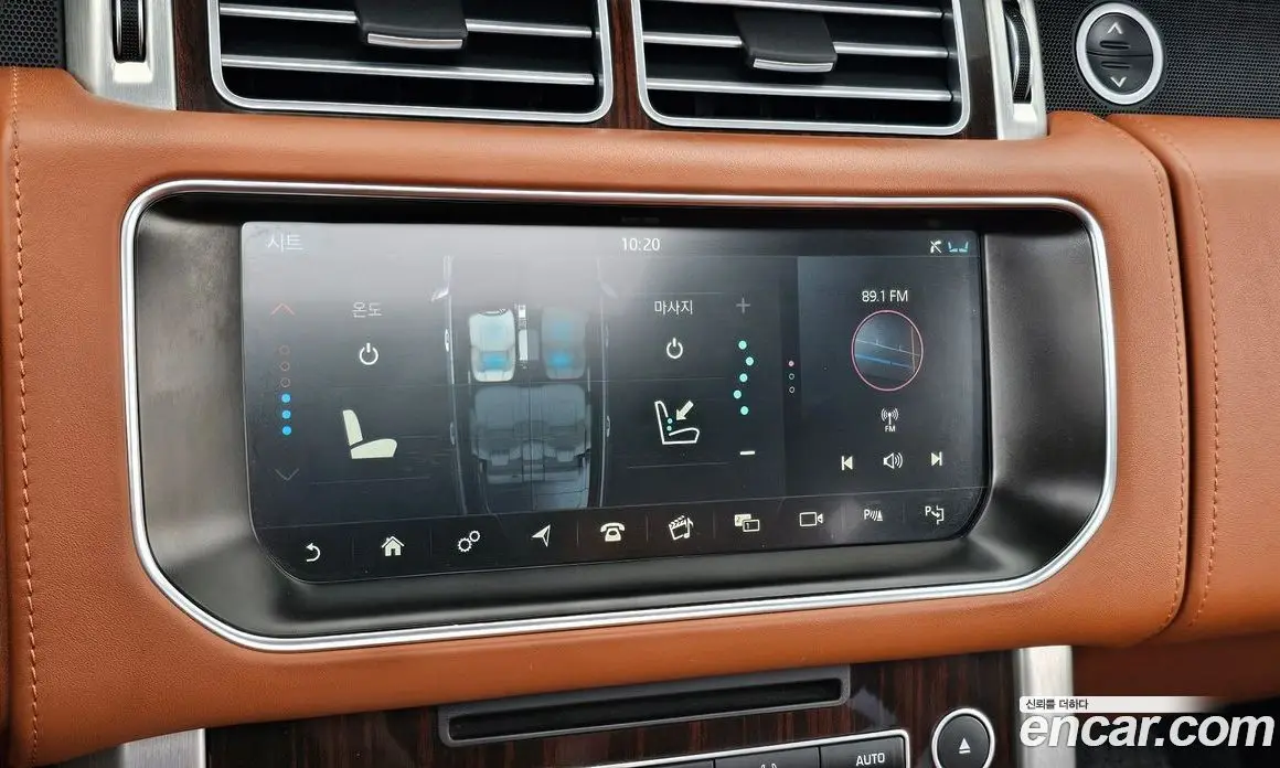 Land Rover Range Rover 2017 4.4 автомат (гидро), фото 17
