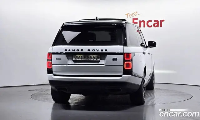 Land Rover Range Rover 2020 4.4 автомат (гидро), миниатюра 4 Land Rover Range Rover 2020 4.4 автомат (гидро), миниатюра 4