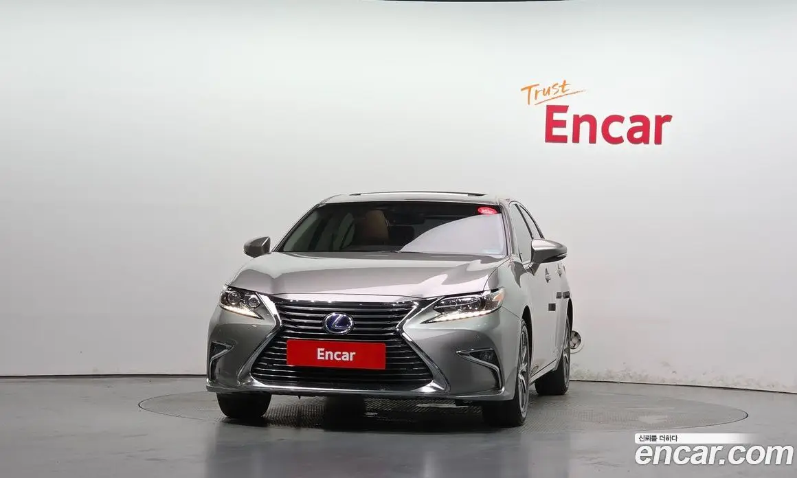Lexus ES 2017 2.5 автомат (гидро), фото 3