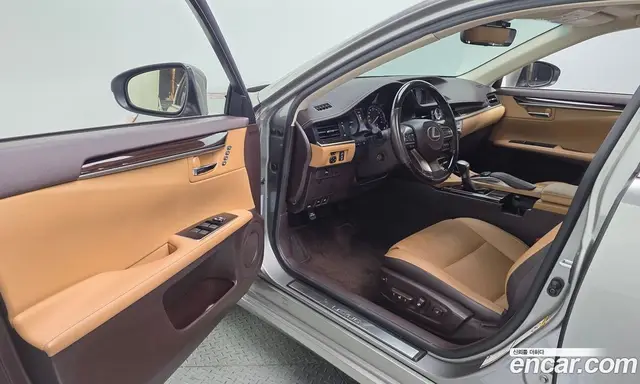 Lexus ES 2017 2.5 автомат (гидро), миниатюра 10