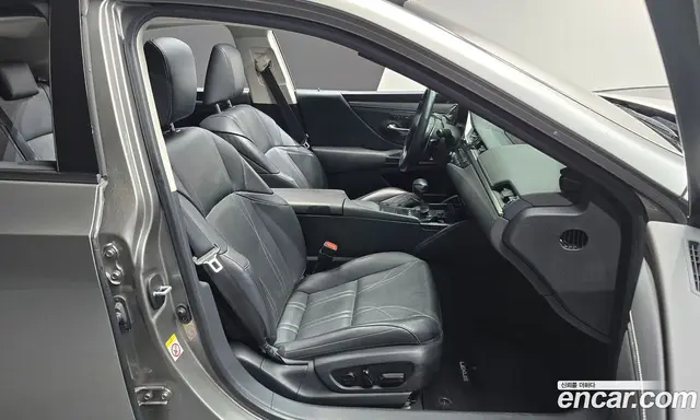 Lexus ES 2018 2.5 автомат (гидро), миниатюра 11