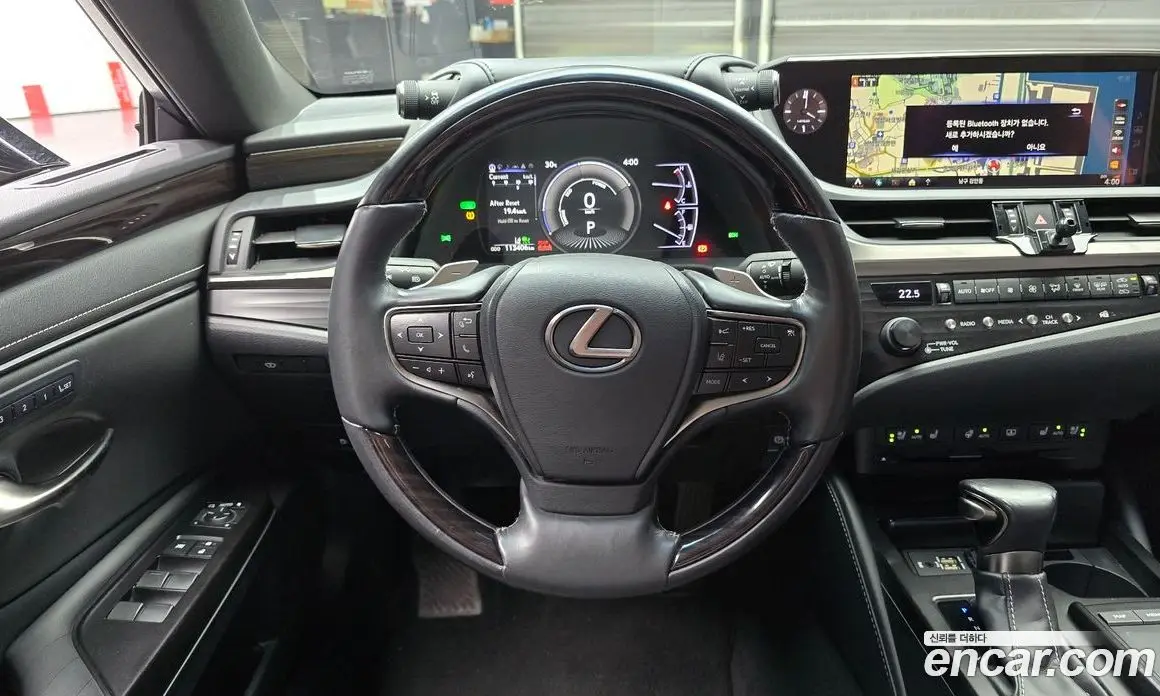 Lexus ES 2018 2.5 автомат (гидро), фото 13