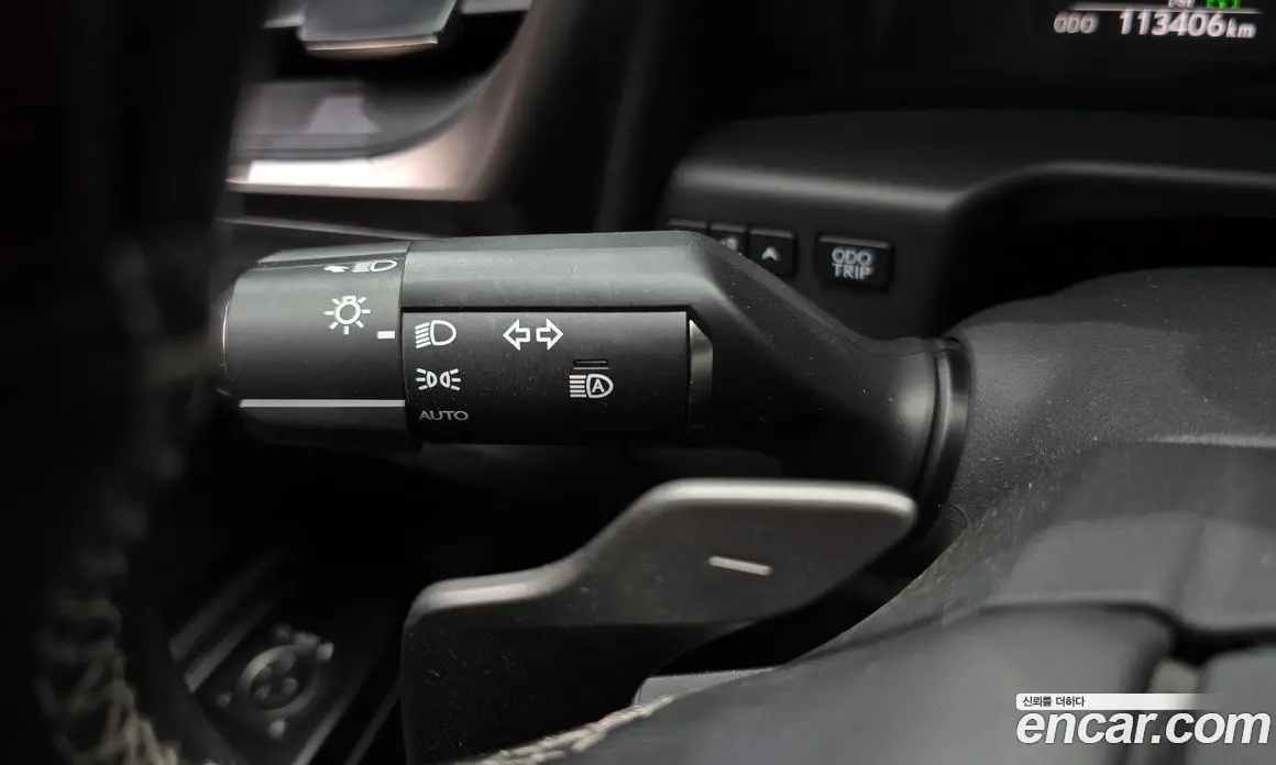 Lexus ES 2018 2.5 автомат (гидро), фото 16
