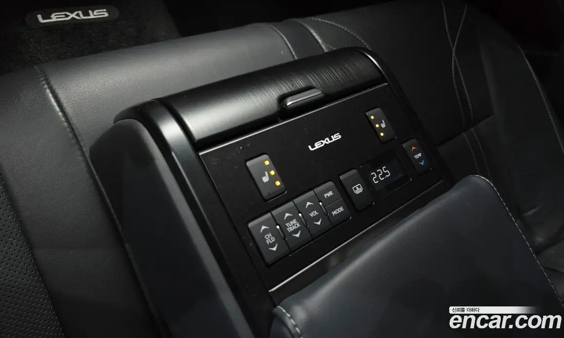 Lexus ES 2018 2.5 автомат (гидро), фото 18