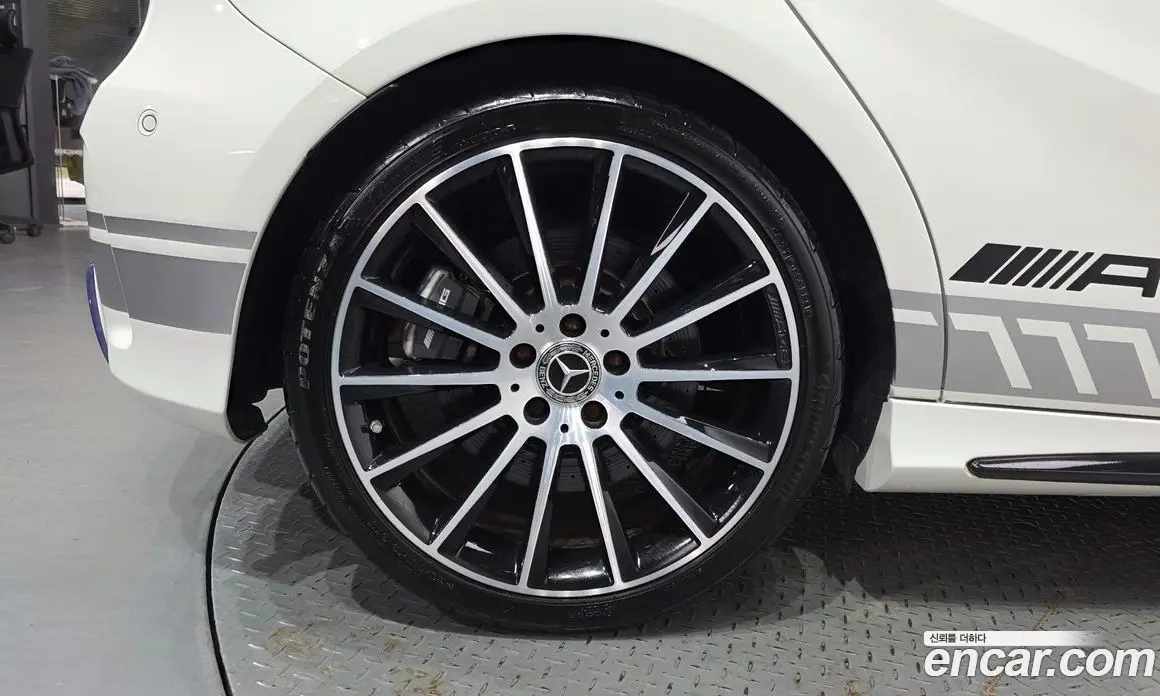 Mercedes-Benz A-Class 2017 2.0 автомат (гидро), фото 5