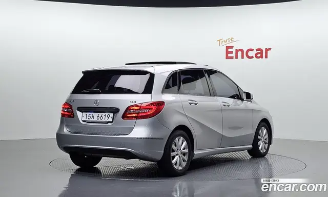 Mercedes-Benz B-Class 2014 1.8 автомат (гидро), миниатюра 2 Mercedes-Benz B-Class 2014 1.8 автомат (гидро), миниатюра 2