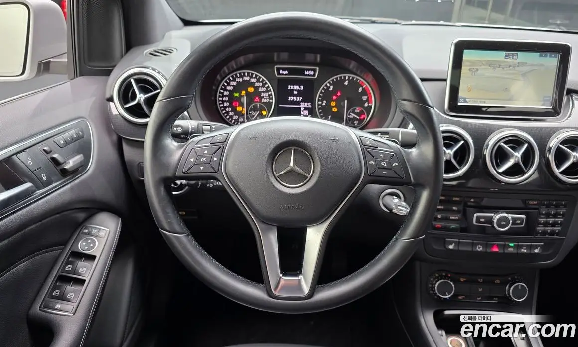 Mercedes-Benz B-Class 2014 1.8 автомат (гидро), фото 13 Mercedes-Benz B-Class 2014 1.8 автомат (гидро), фото 13