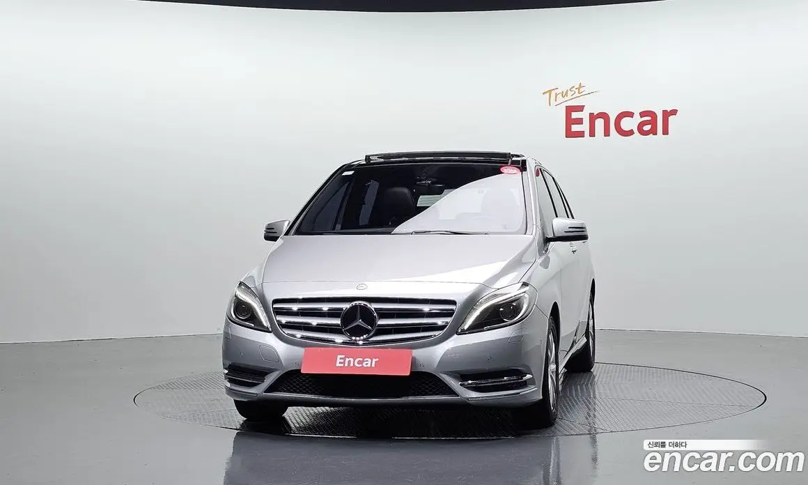Mercedes-Benz B-Class 2014 1.8 автомат (гидро), фото 3 Mercedes-Benz B-Class 2014 1.8 автомат (гидро), фото 3