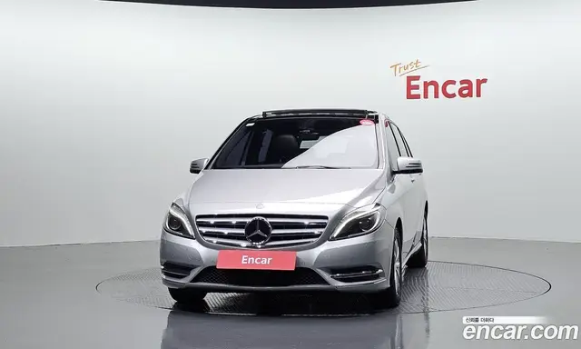 Mercedes-Benz B-Class 2014 1.8 автомат (гидро), миниатюра 3 Mercedes-Benz B-Class 2014 1.8 автомат (гидро), миниатюра 3