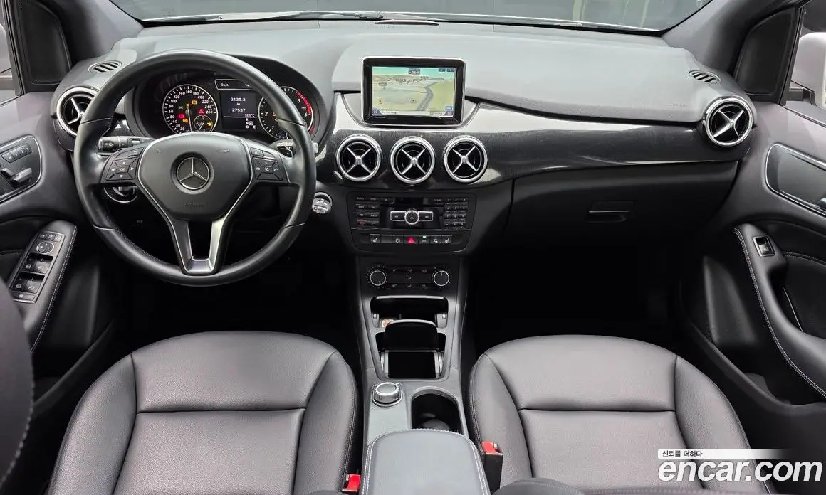 Mercedes-Benz B-Class 2014 1.8 автомат (гидро), фото 7 Mercedes-Benz B-Class 2014 1.8 автомат (гидро), фото 7