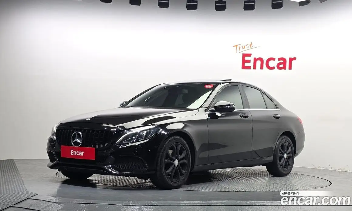 Mercedes-Benz C-Class 2017 1.6 автомат (гидро), фото 1 Mercedes-Benz C-Class 2017 1.6 автомат (гидро), фото 1