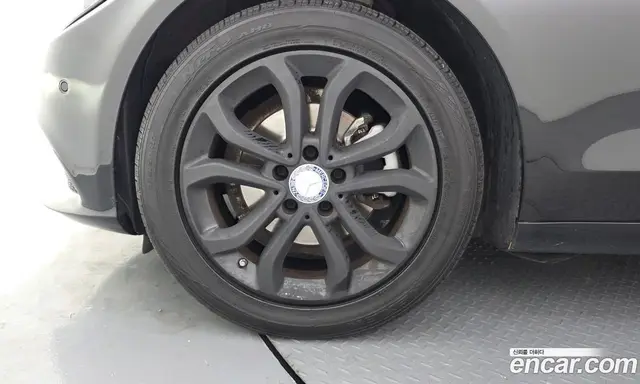 Mercedes-Benz C-Class 2017 1.6 автомат (гидро), миниатюра 5 Mercedes-Benz C-Class 2017 1.6 автомат (гидро), миниатюра 5