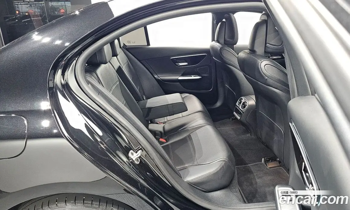Mercedes-Benz C-Class 2024 2.0 автомат (гидро), фото 11 Mercedes-Benz C-Class 2024 2.0 автомат (гидро), фото 11
