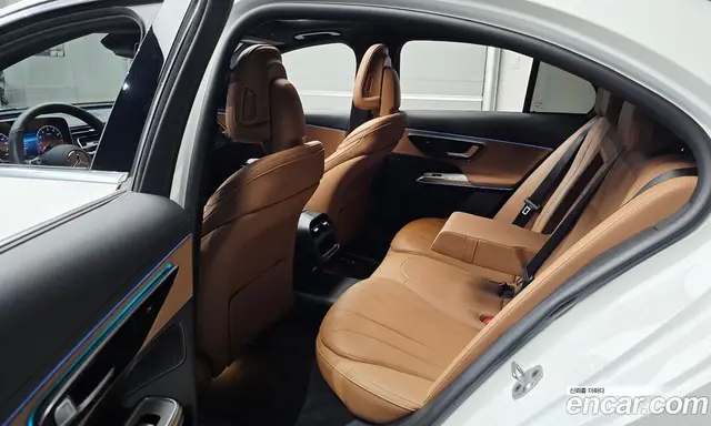 Mercedes-Benz E-Class 2025 2.0 автомат (гидро), миниатюра 11 Mercedes-Benz E-Class 2025 2.0 автомат (гидро), миниатюра 11