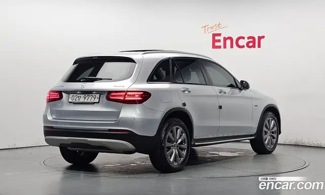 Mercedes-Benz GLC-Class 2019 2.0 автомат (гидро), миниатюра 2