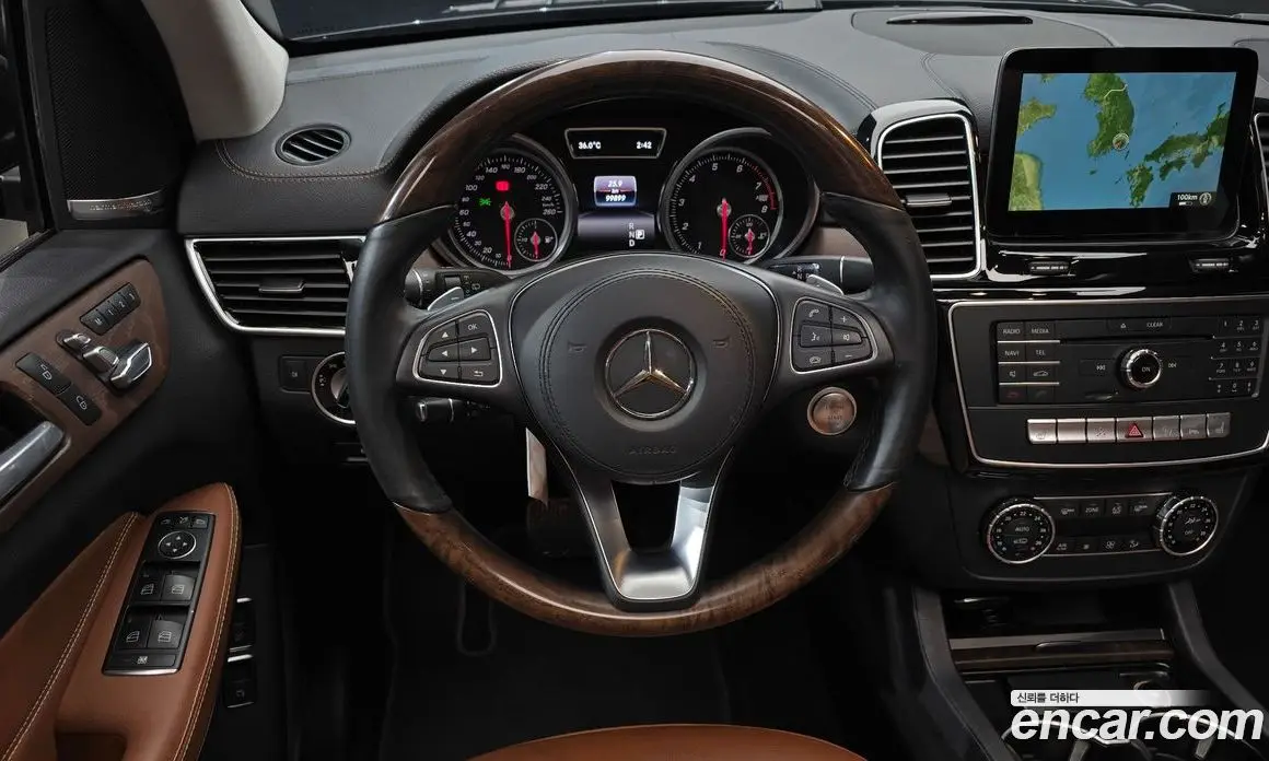 Mercedes-Benz GLS-Class 2016 4.7 автомат (гидро), фото 13