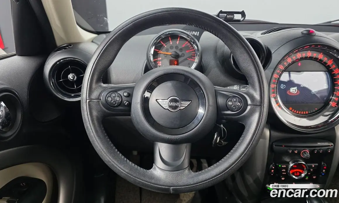 Mini Countryman 2015 2.0 автомат (гидро), фото 15 Mini Countryman 2015 2.0 автомат (гидро), фото 15