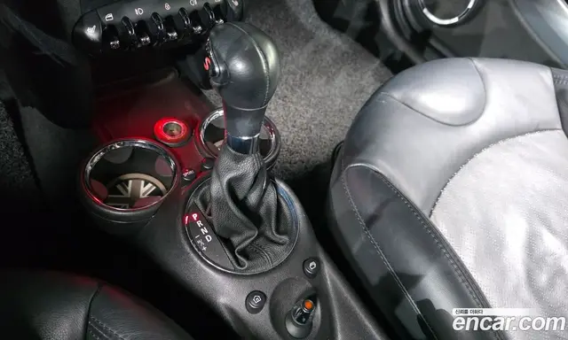 Mini Coupe 2012 1.6 автомат (гидро), миниатюра 9