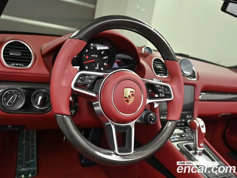 Porsche 718 2024 4.0 автомат (гидро), фото 13