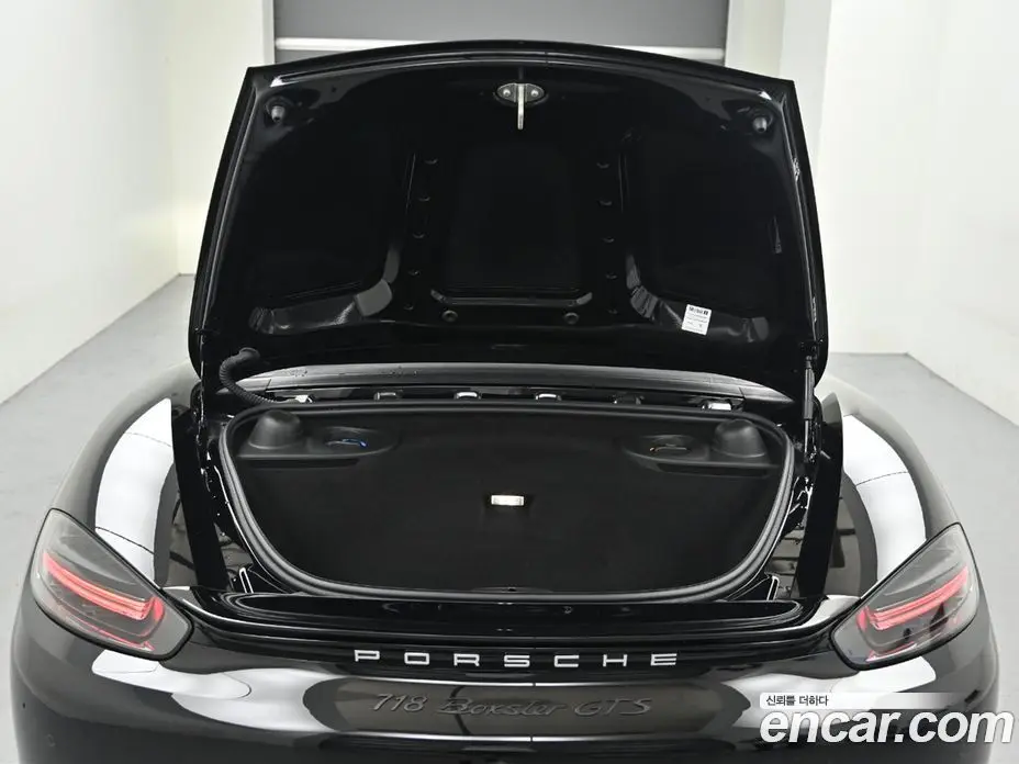 Porsche 718 2024 4.0 автомат (гидро), фото 19