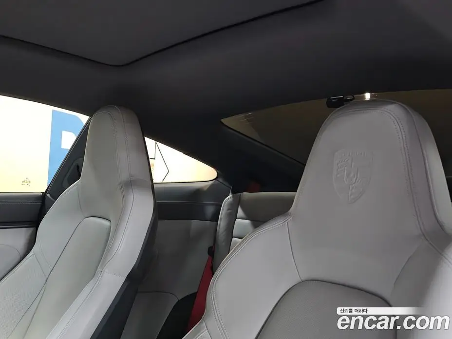 Porsche 911 2021 3.0 автомат (гидро), фото 12 Porsche 911 2021 3.0 автомат (гидро), фото 12