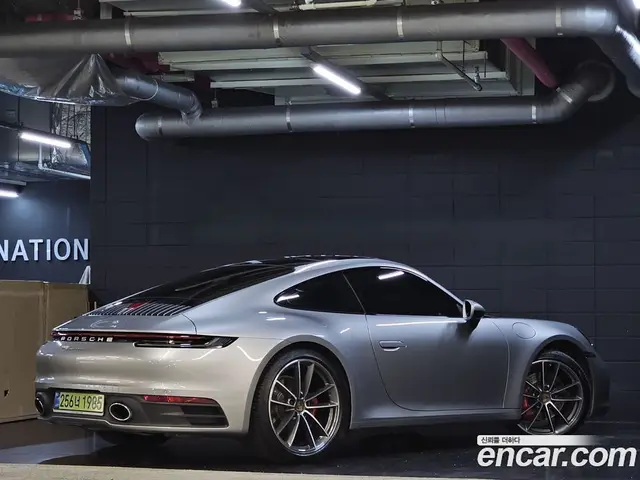 Porsche 911 2021 3.0 автомат (гидро), миниатюра 5 Porsche 911 2021 3.0 автомат (гидро), миниатюра 5