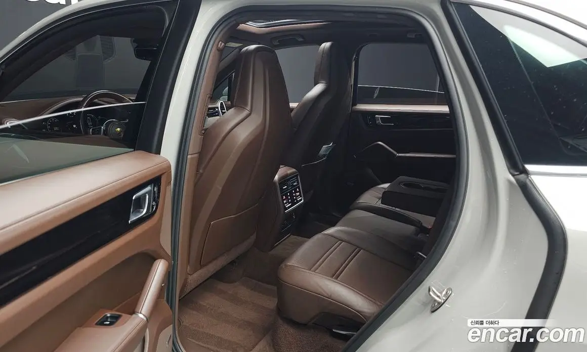 Porsche Cayenne 2021 3.0 автомат (гидро), фото 12