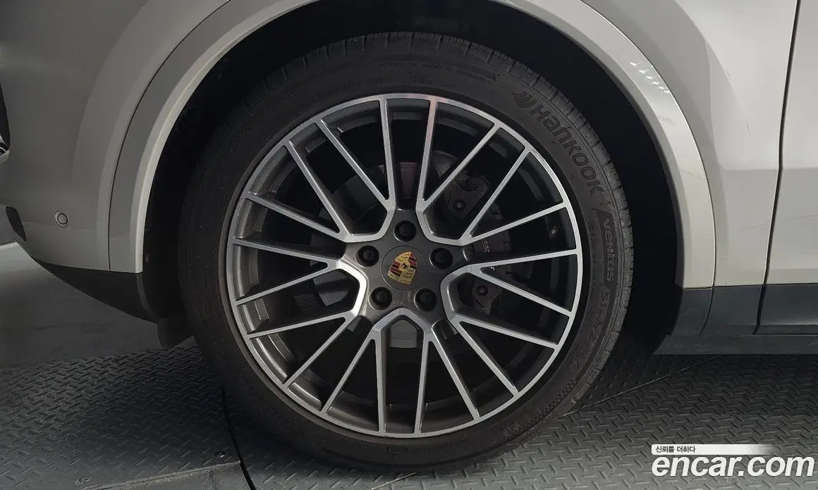 Porsche Cayenne 2021 3.0 автомат (гидро), фото 5
