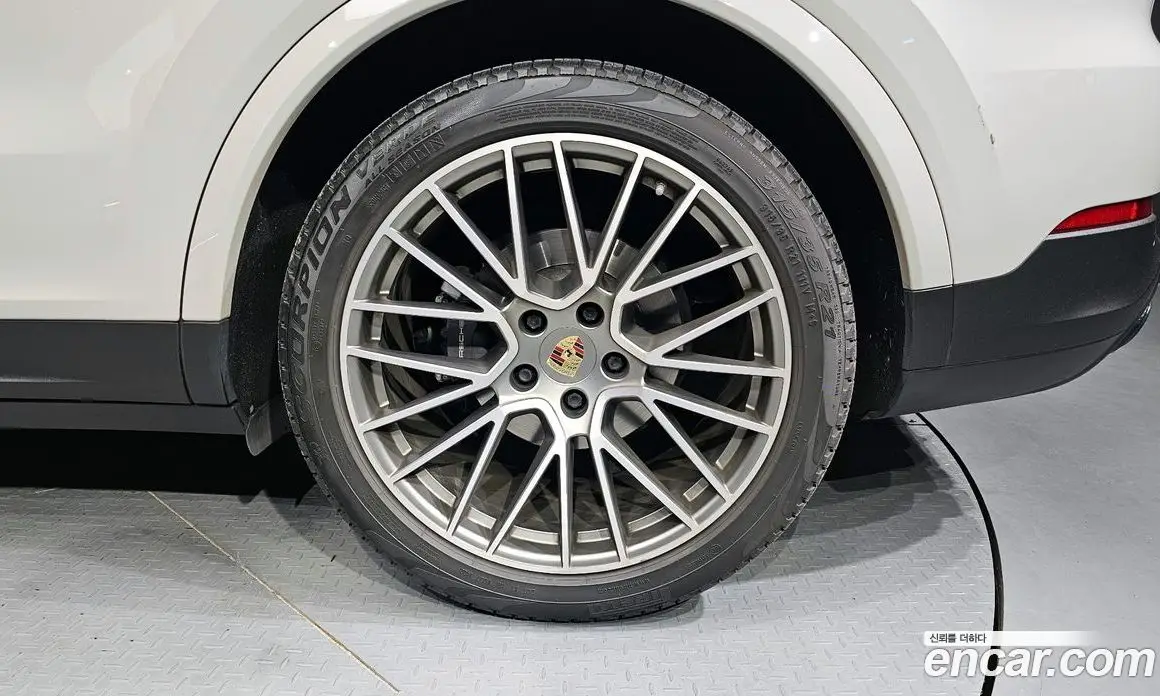 Porsche Cayenne 2022 3.0 автомат (гидро), фото 5