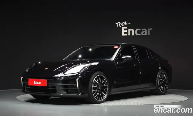 Porsche Panamera, 2025, 18 819 км