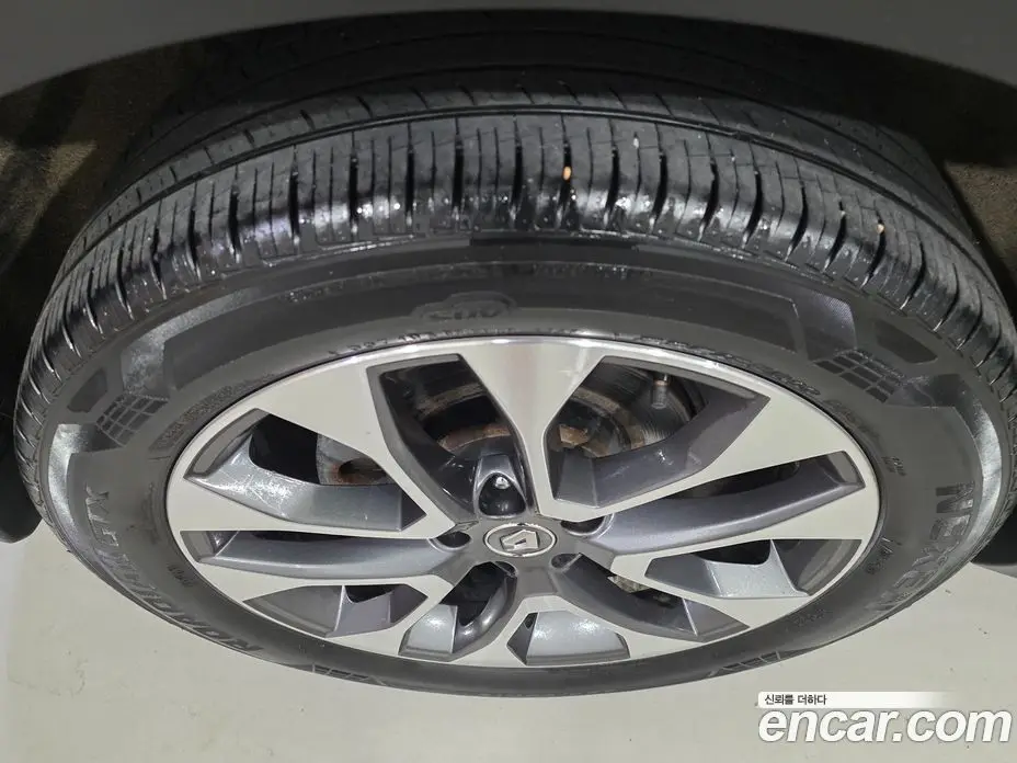 Renault (Samsung) QM6 2016 2.0 автомат (гидро), фото 5 Renault (Samsung) QM6 2016 2.0 автомат (гидро), фото 5