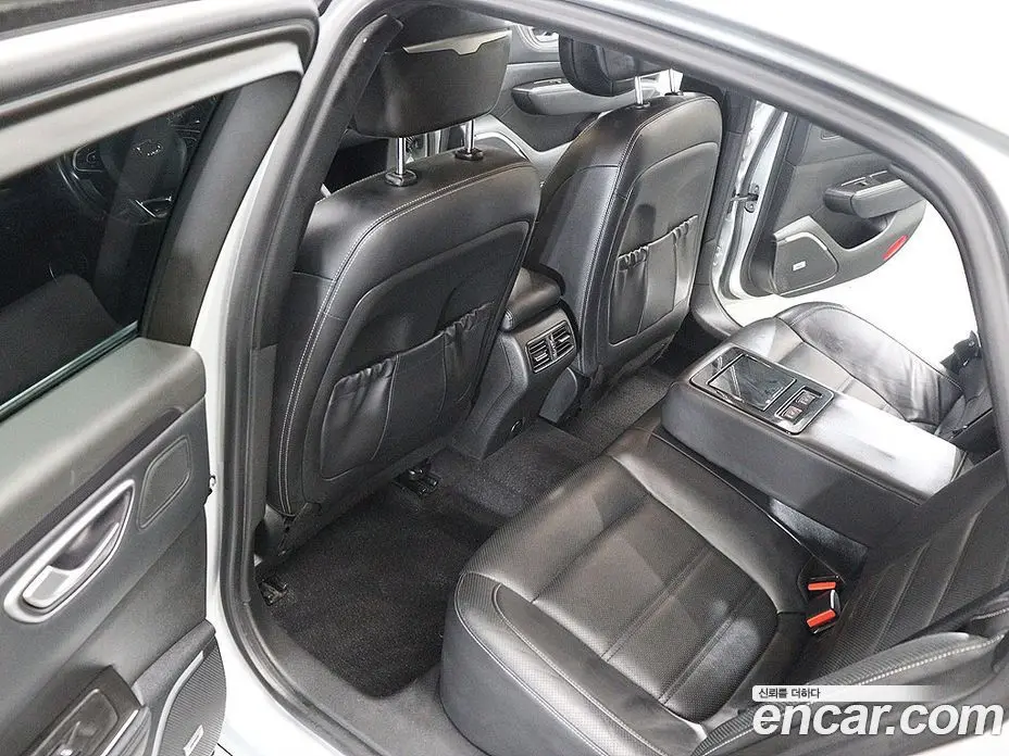 Renault (Samsung) SM6 2017 1.5 автомат (гидро), фото 15 Renault (Samsung) SM6 2017 1.5 автомат (гидро), фото 15