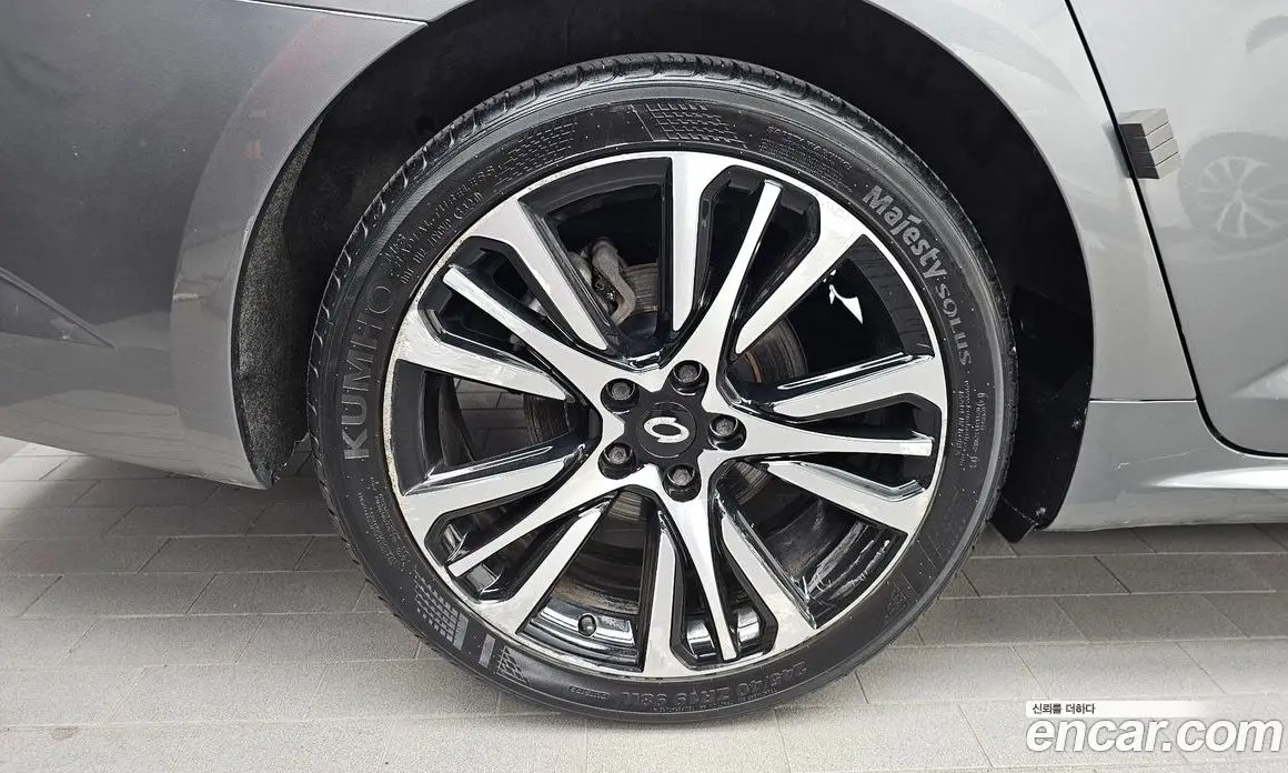 Renault (Samsung) SM6 2020 1.8 автомат (гидро), фото 5 Renault (Samsung) SM6 2020 1.8 автомат (гидро), фото 5