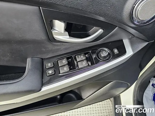 SsangYong Korando 2014 2.0 автомат (гидро), миниатюра 12