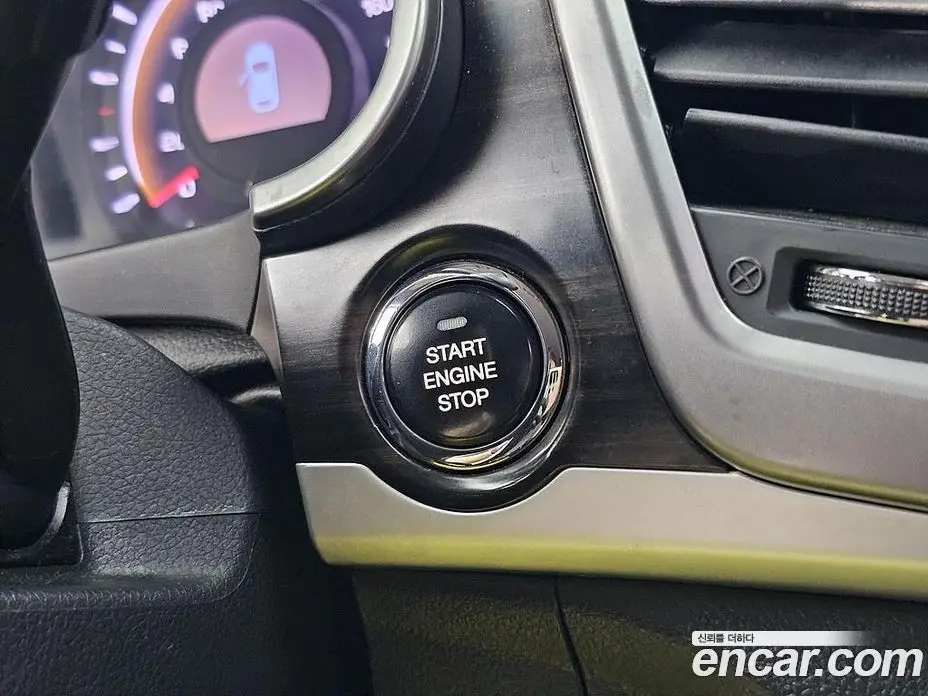 SsangYong Korando 2014 2.0 автомат (гидро), фото 16 SsangYong Korando 2014 2.0 автомат (гидро), фото 16