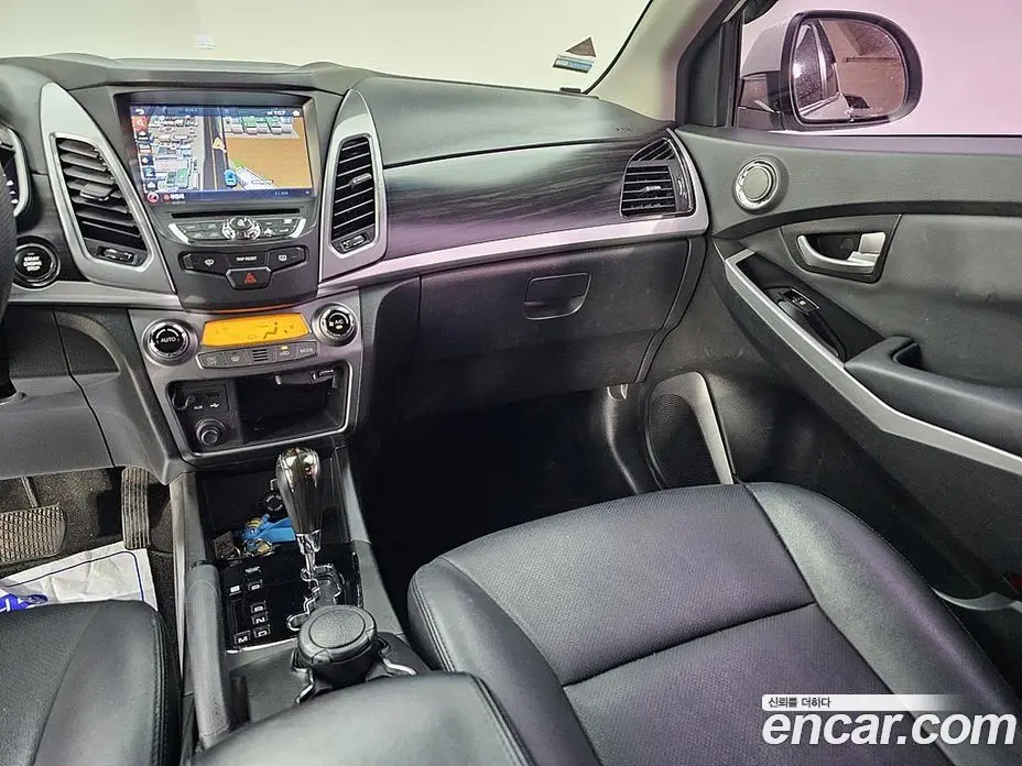SsangYong Korando 2014 2.0 автомат (гидро), фото 10 SsangYong Korando 2014 2.0 автомат (гидро), фото 10