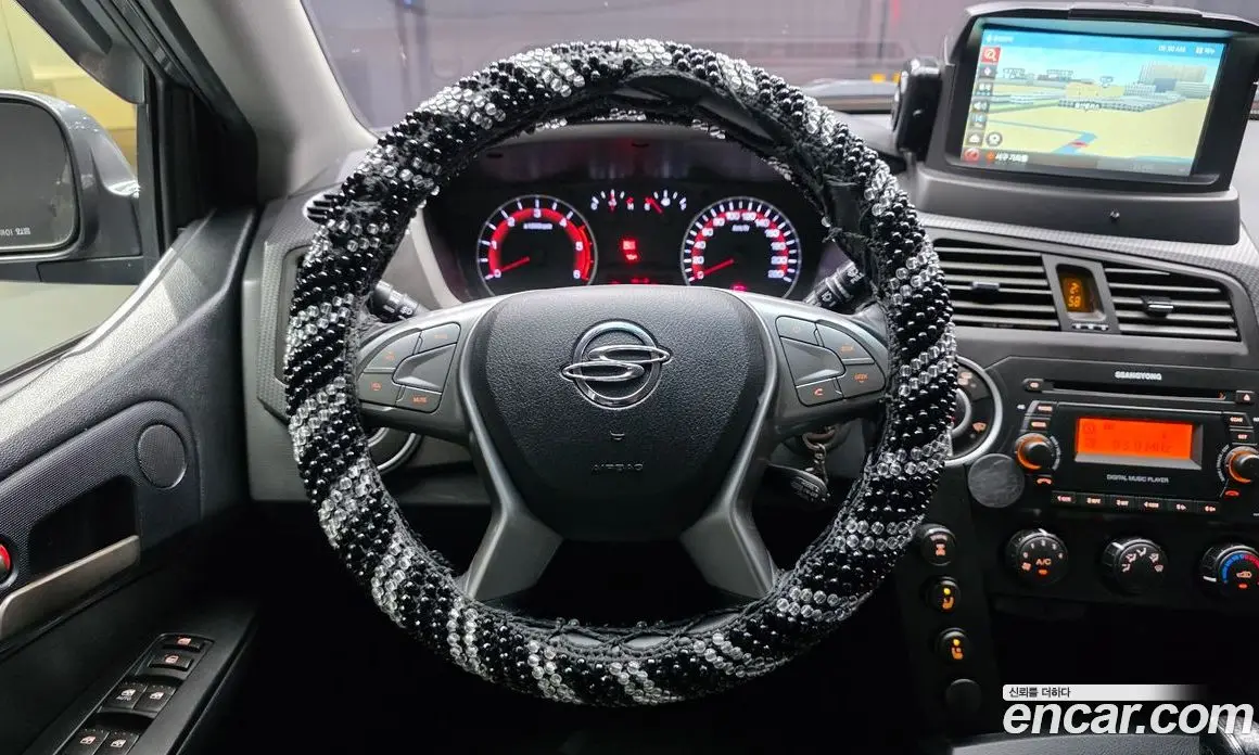 SsangYong Korando 2015 2.0 автомат (гидро), фото 13