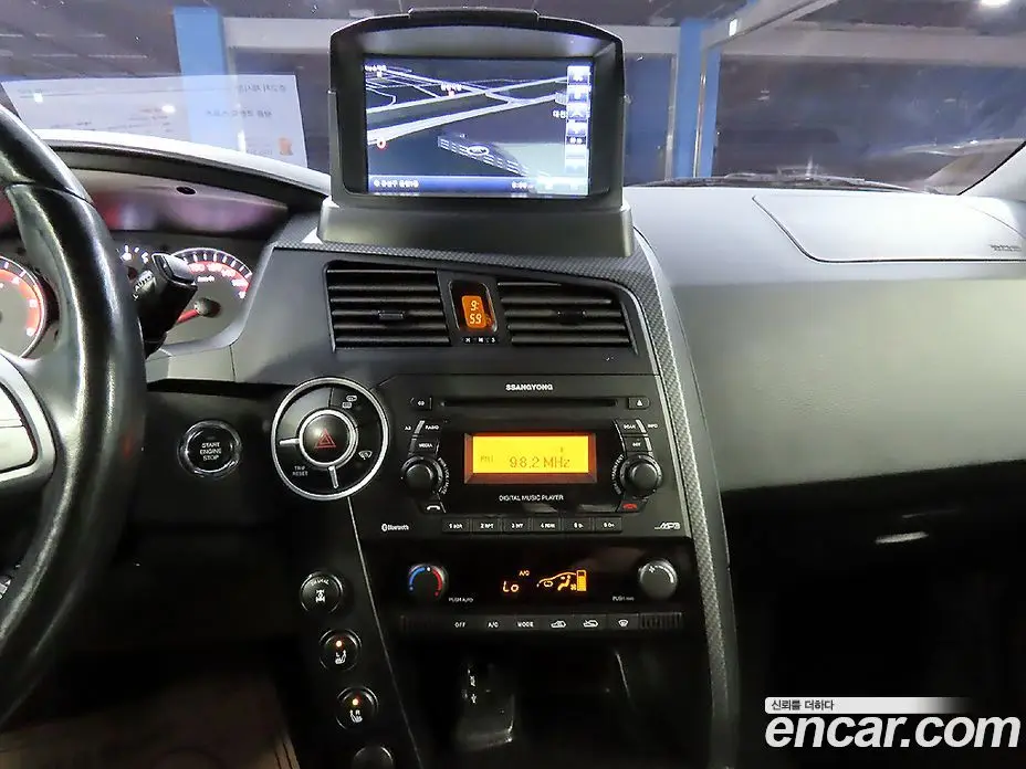 SsangYong Korando 2015 2.0 автомат (гидро), фото 11