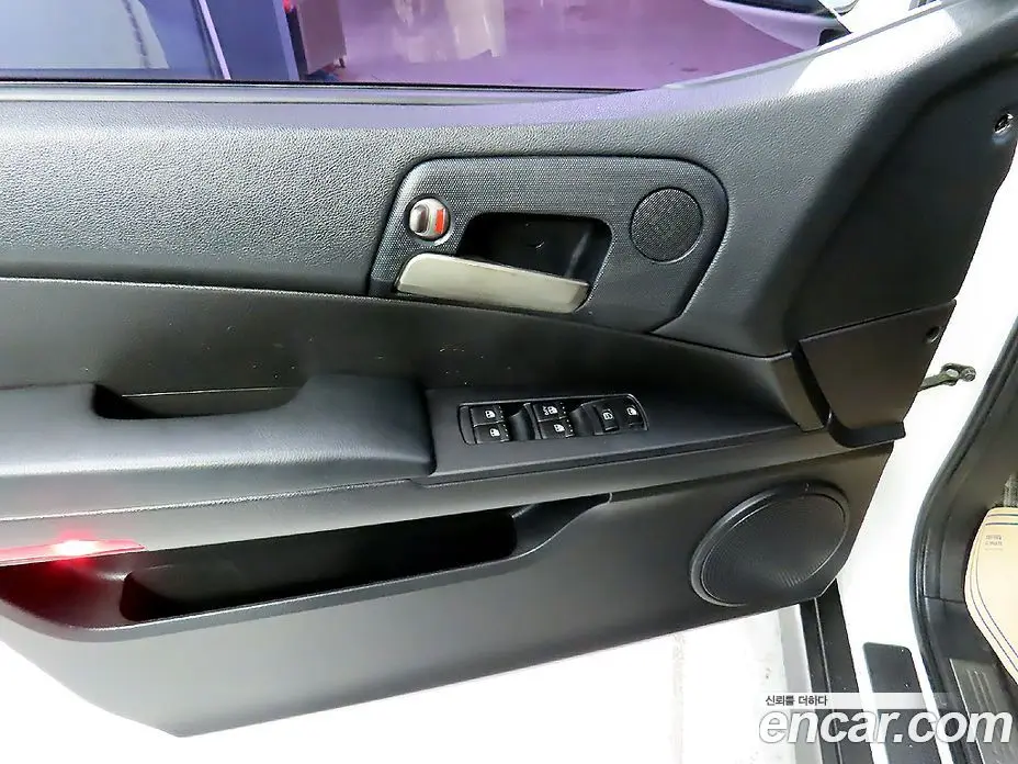 SsangYong Korando 2015 2.0 автомат (гидро), фото 13