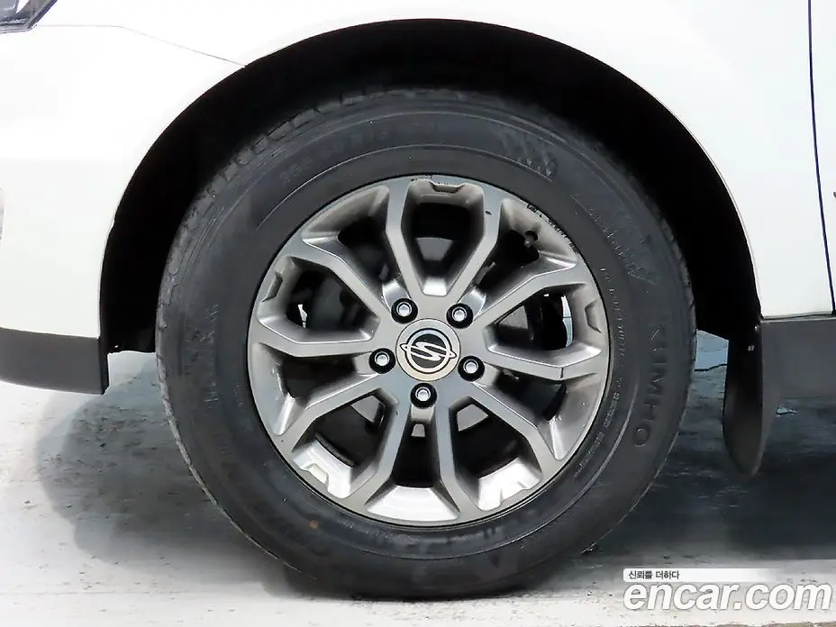 SsangYong Korando 2015 2.0 автомат (гидро), фото 20