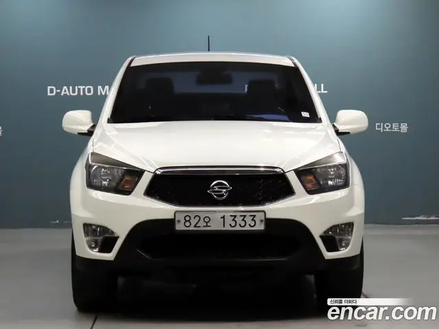 SsangYong Korando 2015 2.0 автомат (гидро), миниатюра 3