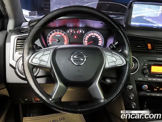 SsangYong Korando 2015 2.0 автомат (гидро), миниатюра 9