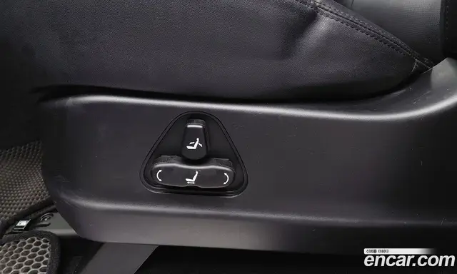 SsangYong Korando 2017 2.2 автомат (гидро), миниатюра 6 SsangYong Korando 2017 2.2 автомат (гидро), миниатюра 6