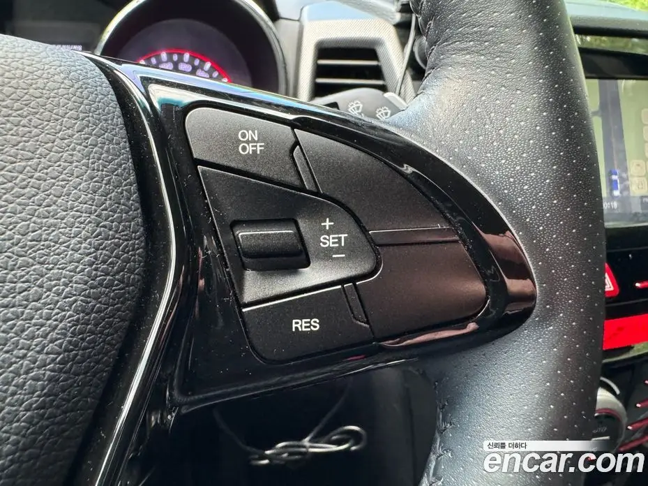 SsangYong TIBOLI 2017 1.6 автомат (гидро), фото 9