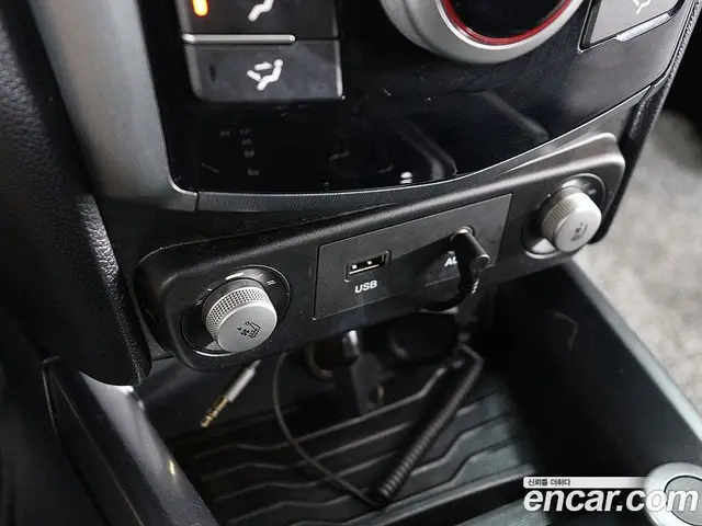 SsangYong TIBOLI 2018 1.6 автомат (гидро), миниатюра 11